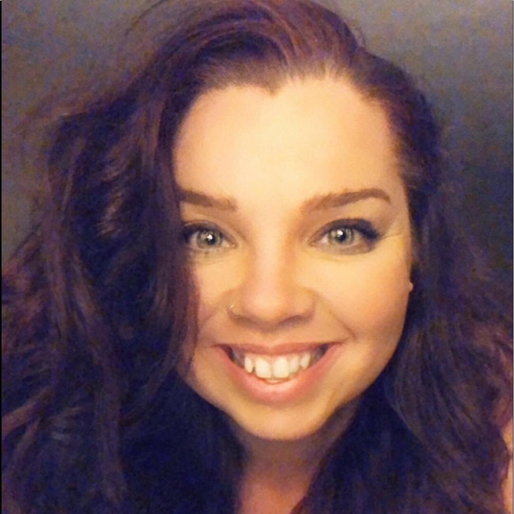 Meet your Posher, Lottie